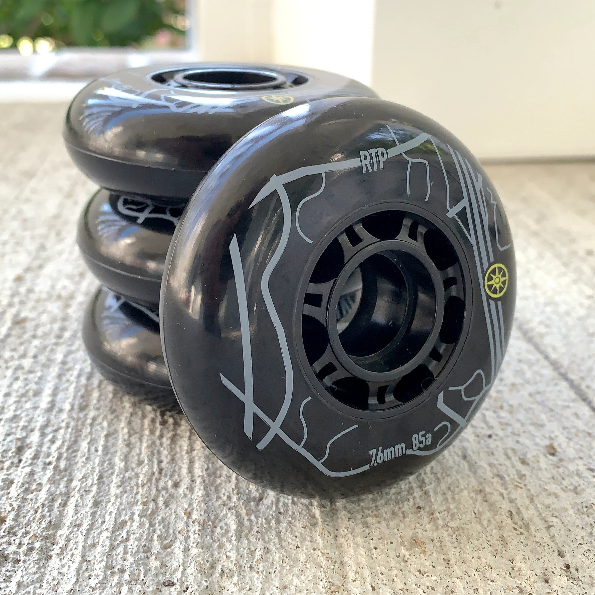 Compass RTP 76mm inline wheels