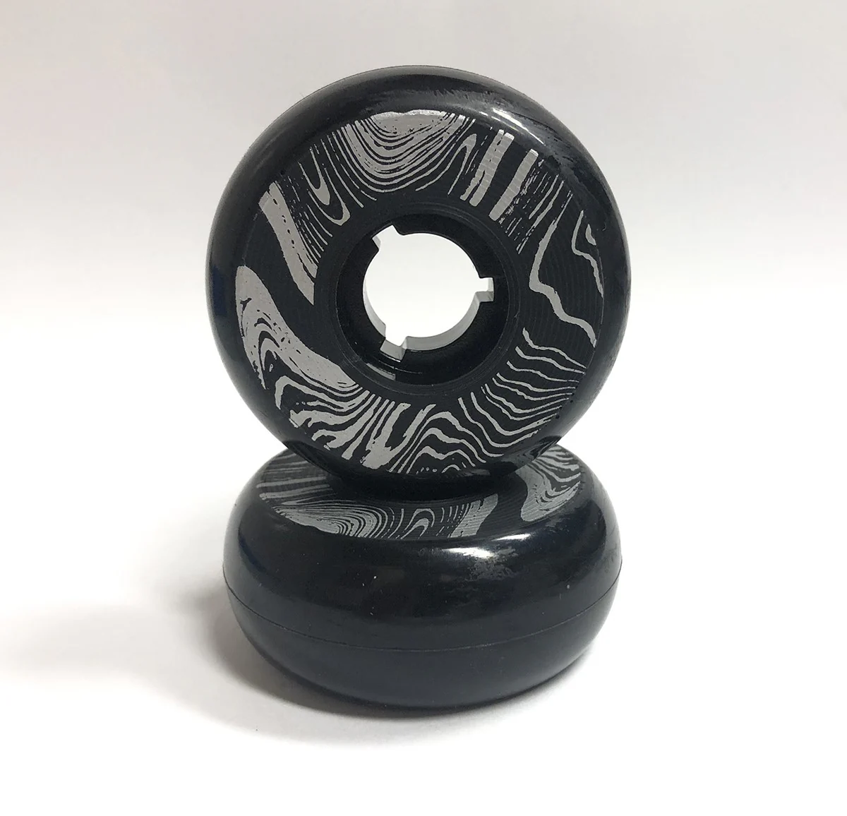 Dead 58/88 Black inline skate wheel - Image 2