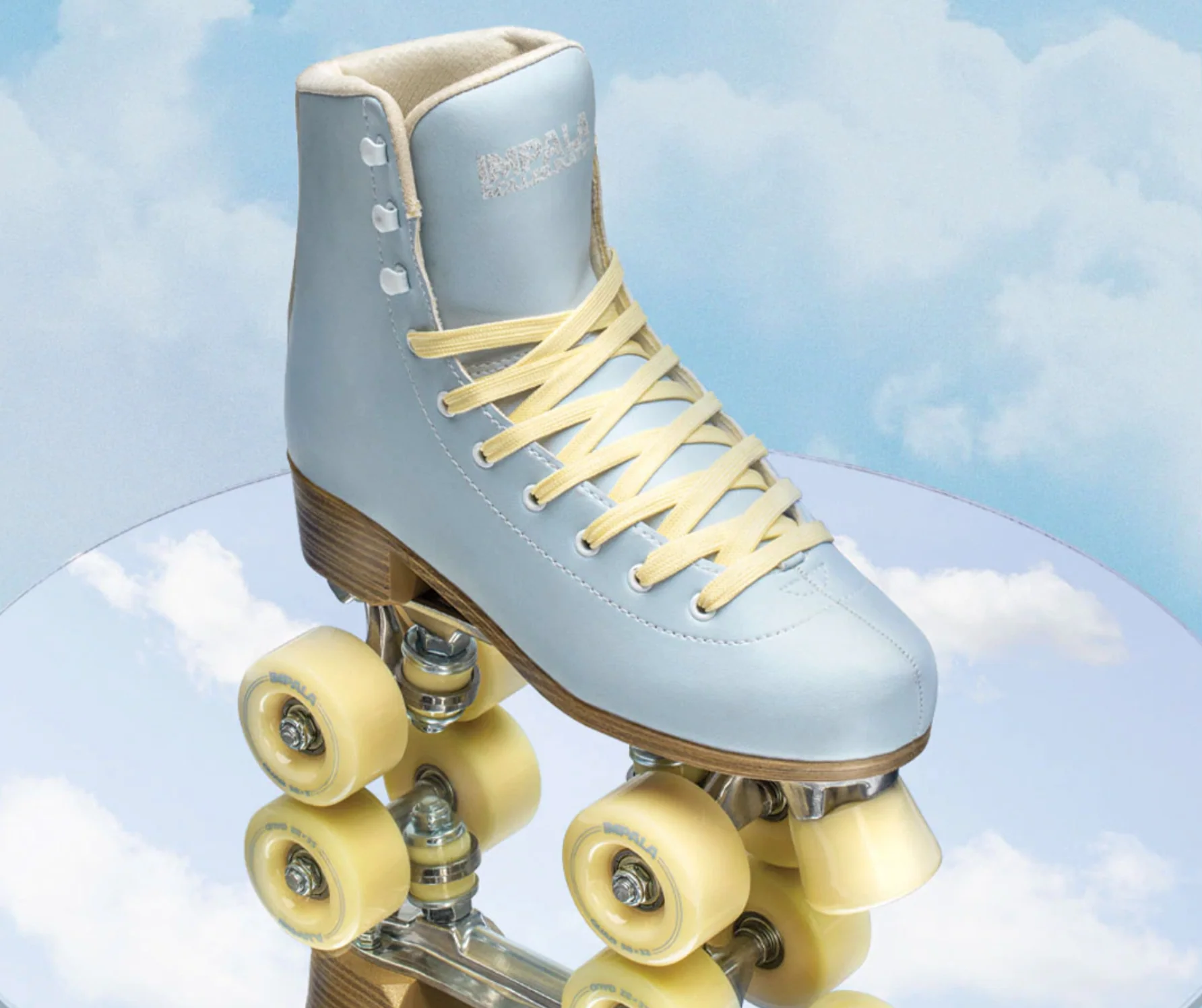 Impala Sky Blue roller skates - Image 2