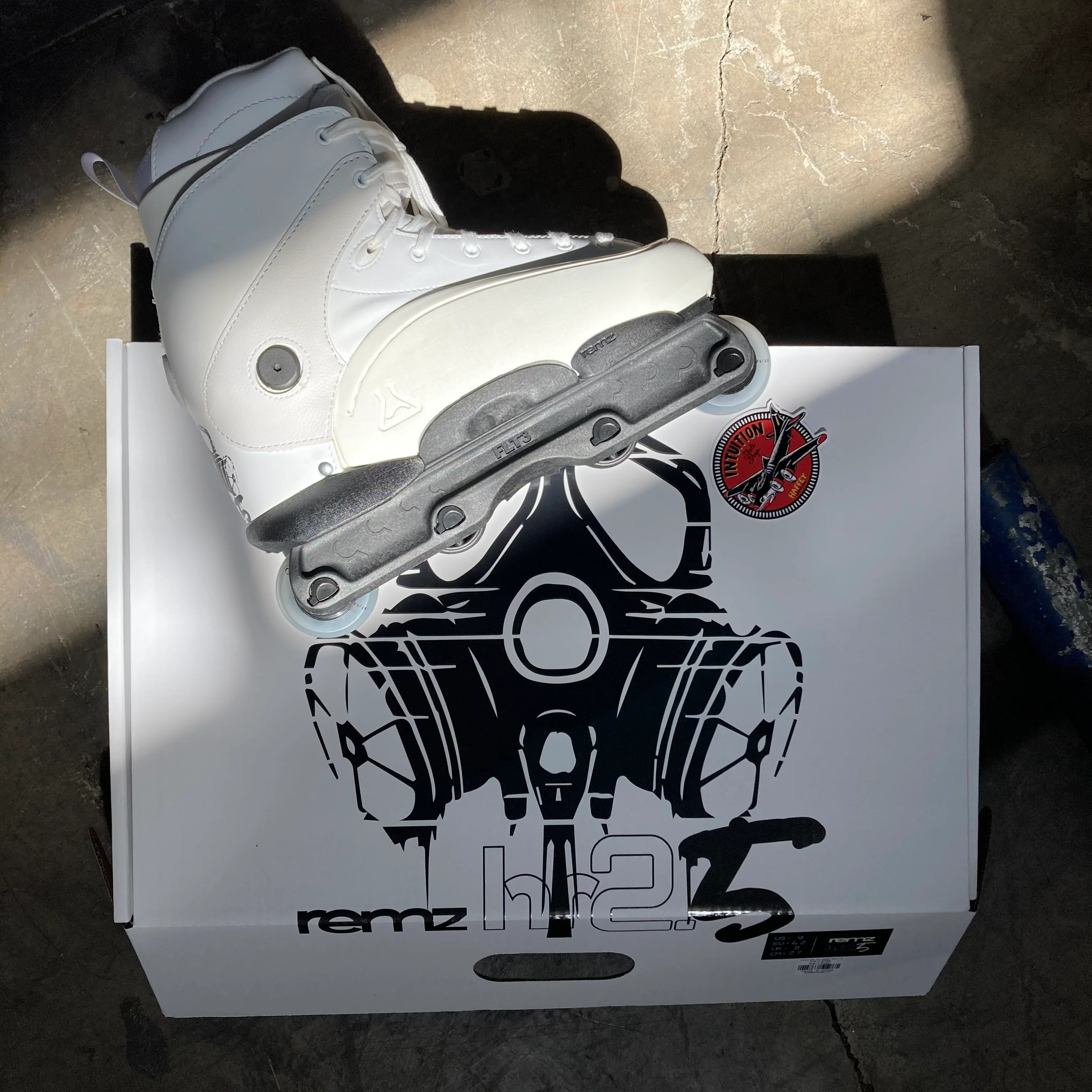 Remz HR 2.5 White inline skates - Image 5