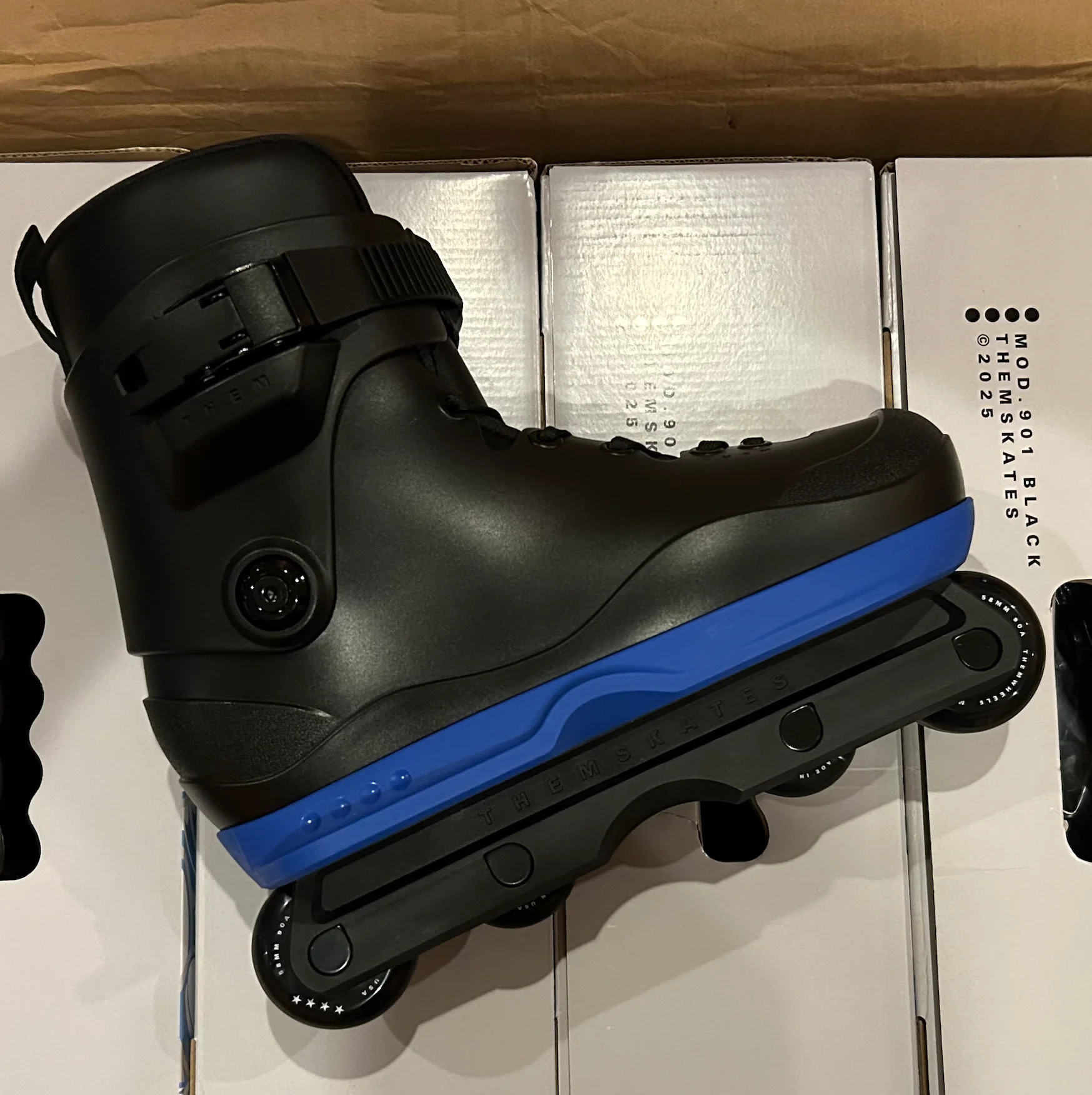 Them 901 inline skates